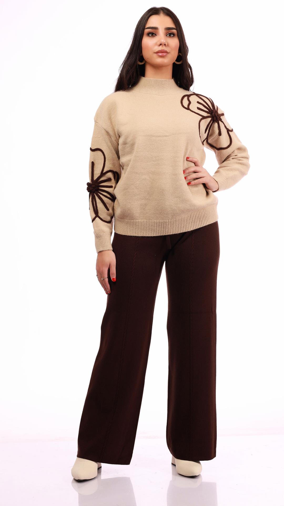 wool blouse with flower embroidery on sleeves 