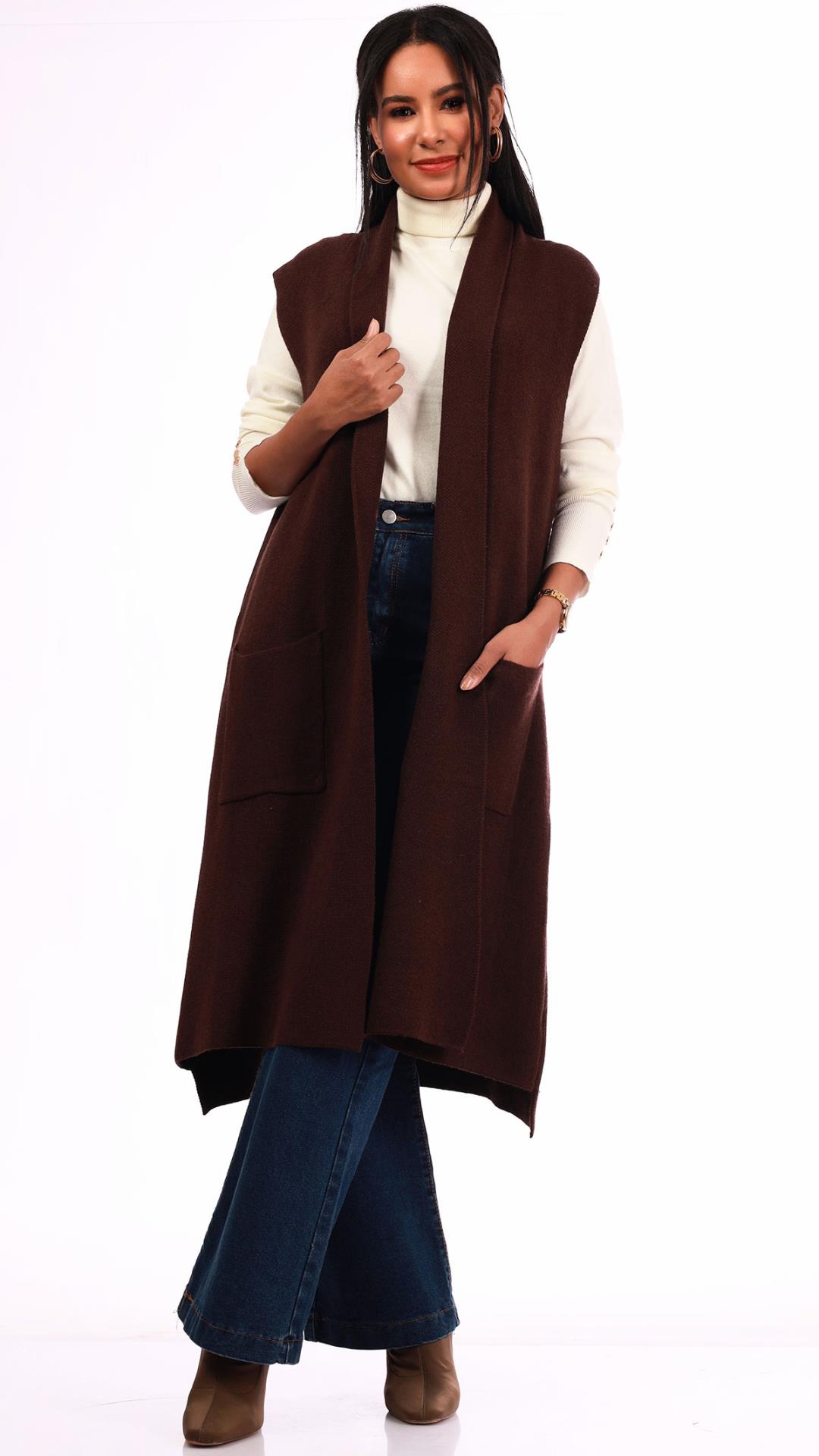 Long vest with soft wool fabric 